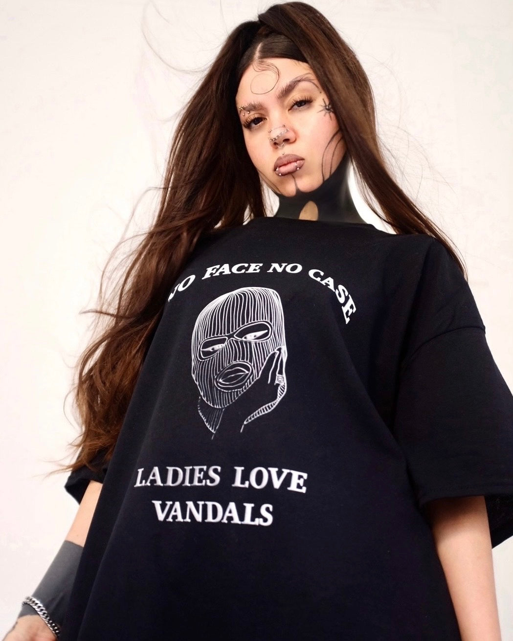 No Face No Case Chrome T-shirt